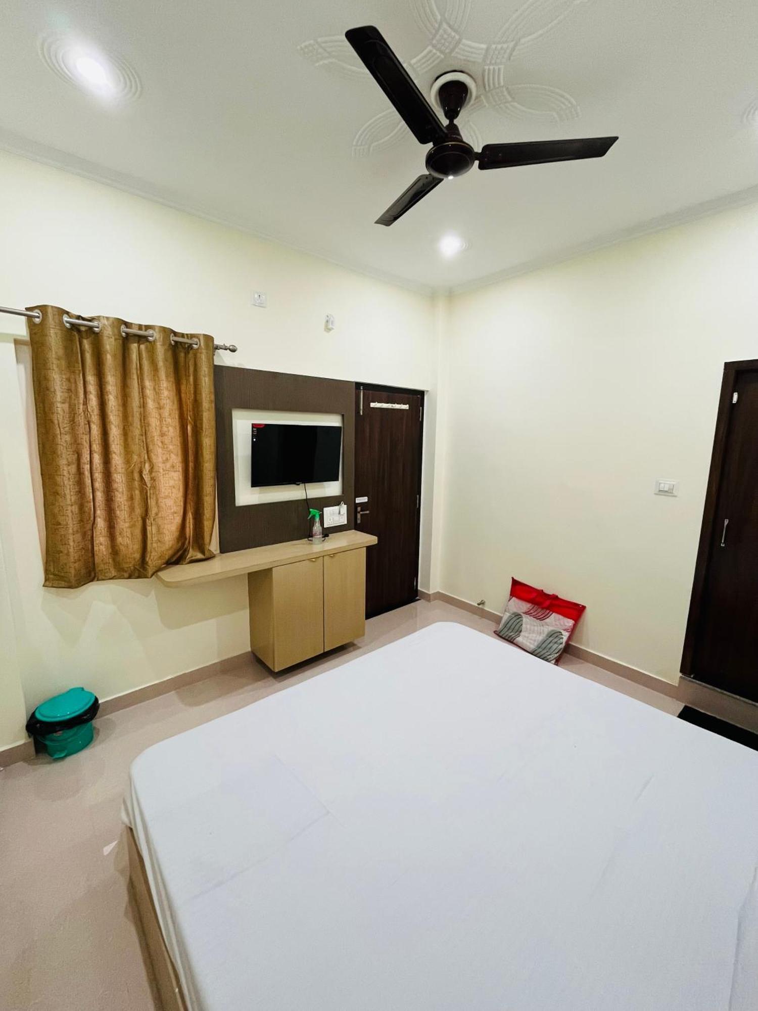 ורנאסי River View Paying Guest House מראה חיצוני תמונה