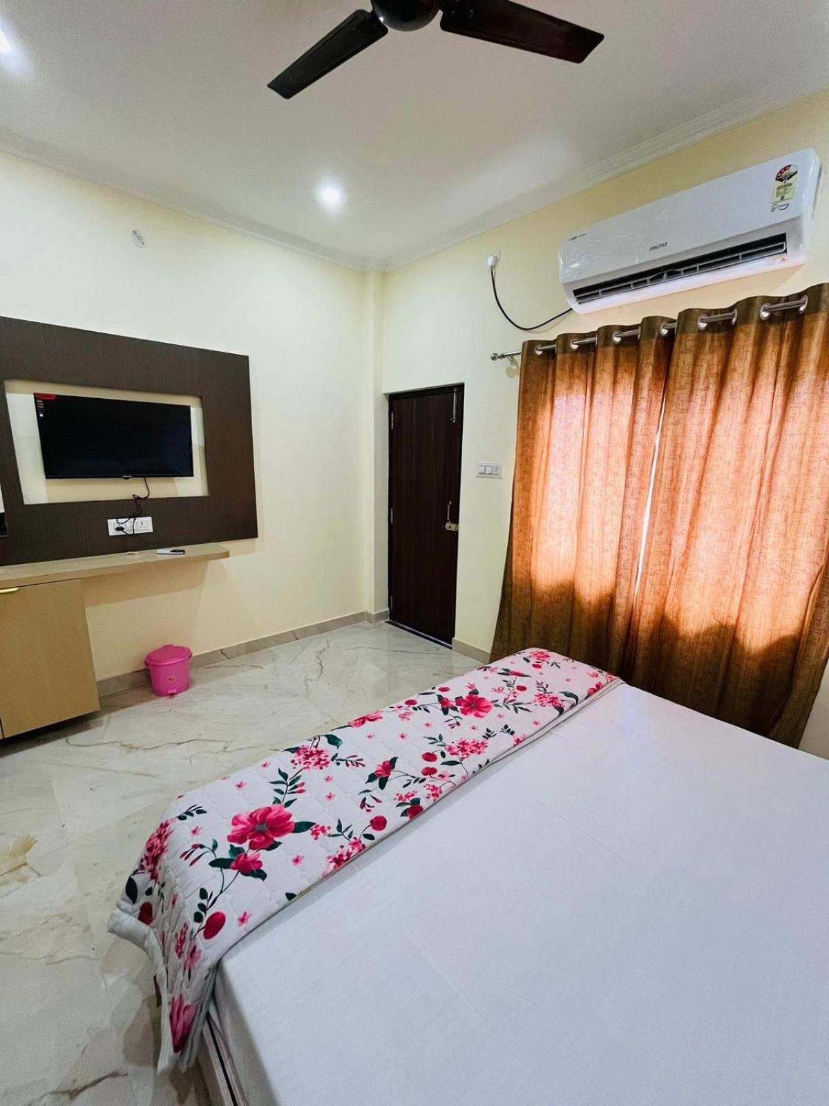 ורנאסי River View Paying Guest House חדר תמונה